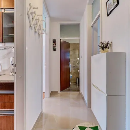 Appartement Blanka 1 *